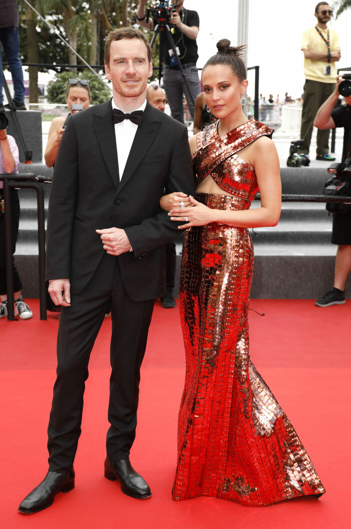 Paret som träffades under filminspelningen av<em> Fyren mellan haven</em> gick och gifte sig på Ibiza 2017, och sedan en tid tillbaka bor Hollywood-paret i Lissabon, Portugal.<br>Här på filmfestivalen i Cannes i maj 2022.