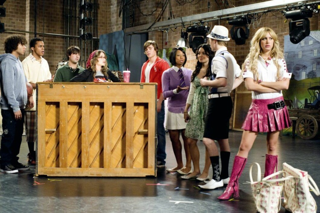 Corbin Bleu, Chris Warren Jr., Ryne Sanborn, Olesya Rulin, Zac Efron, Monique Coleman, Vanessa Hudgens, Lucas Grabeel, Ashley Tisdale i High School Musical.