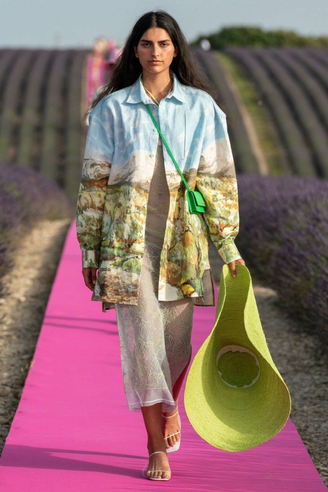 Grön hatt från Jacquemus SS20.