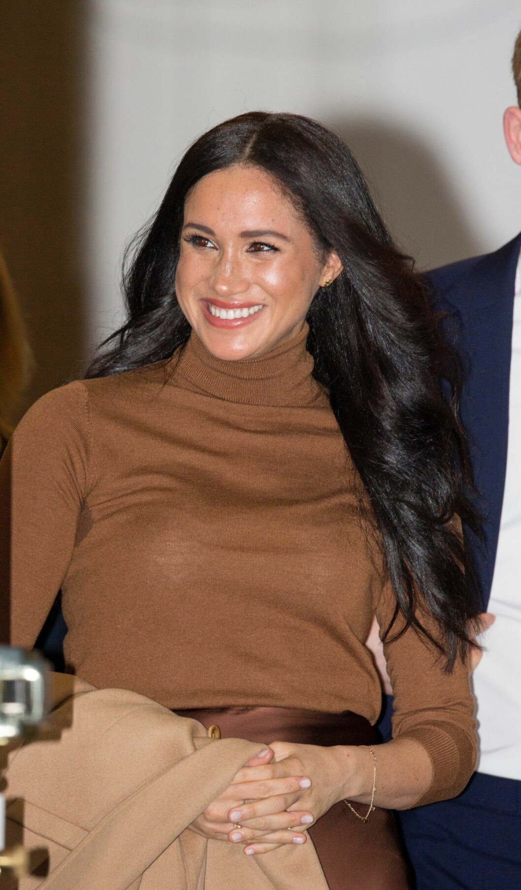 Meghan Markle är tillbaka till att vara mörk brunett. Meghan Markle.