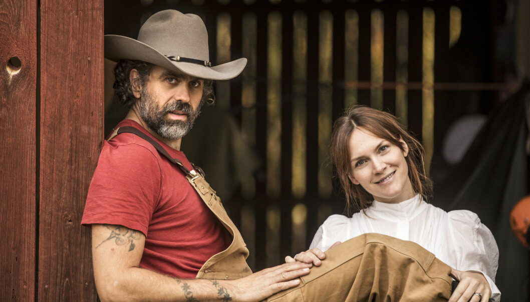 Tv-serie på svt play, Hjälp vi har köpt en bondgård