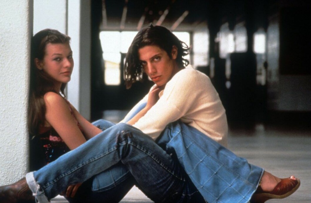 En bild från filmen Dazed And Confused som finns på Netflix.