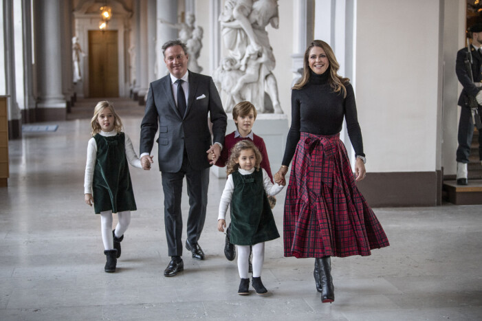 Prinsessan Madeleine, Christopher O´Neill, prinsessan Adrienne, prinsessan Leonore och prins Nicolas på Kungliga slottet.