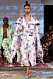 Blommig kimono i ljusrosa och vitt på Selam Fessahayes AW19–visning på Fashion Week Stockholm