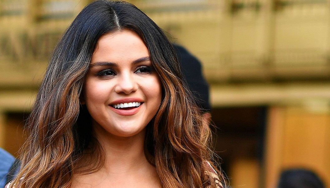 Selena Gomez antar viral utmaning.