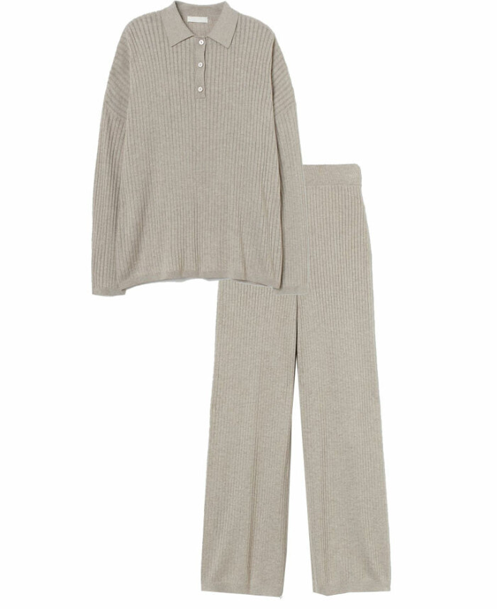 beige stickat set