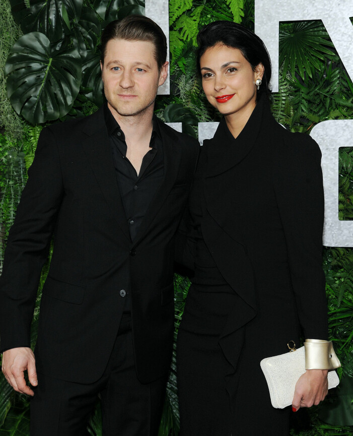 BEN MCKENZIE OCH MORENA BACCARIN