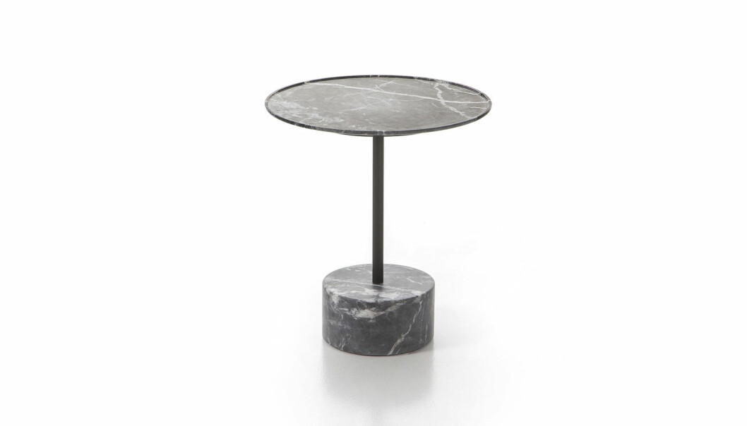 sidobord från cassina