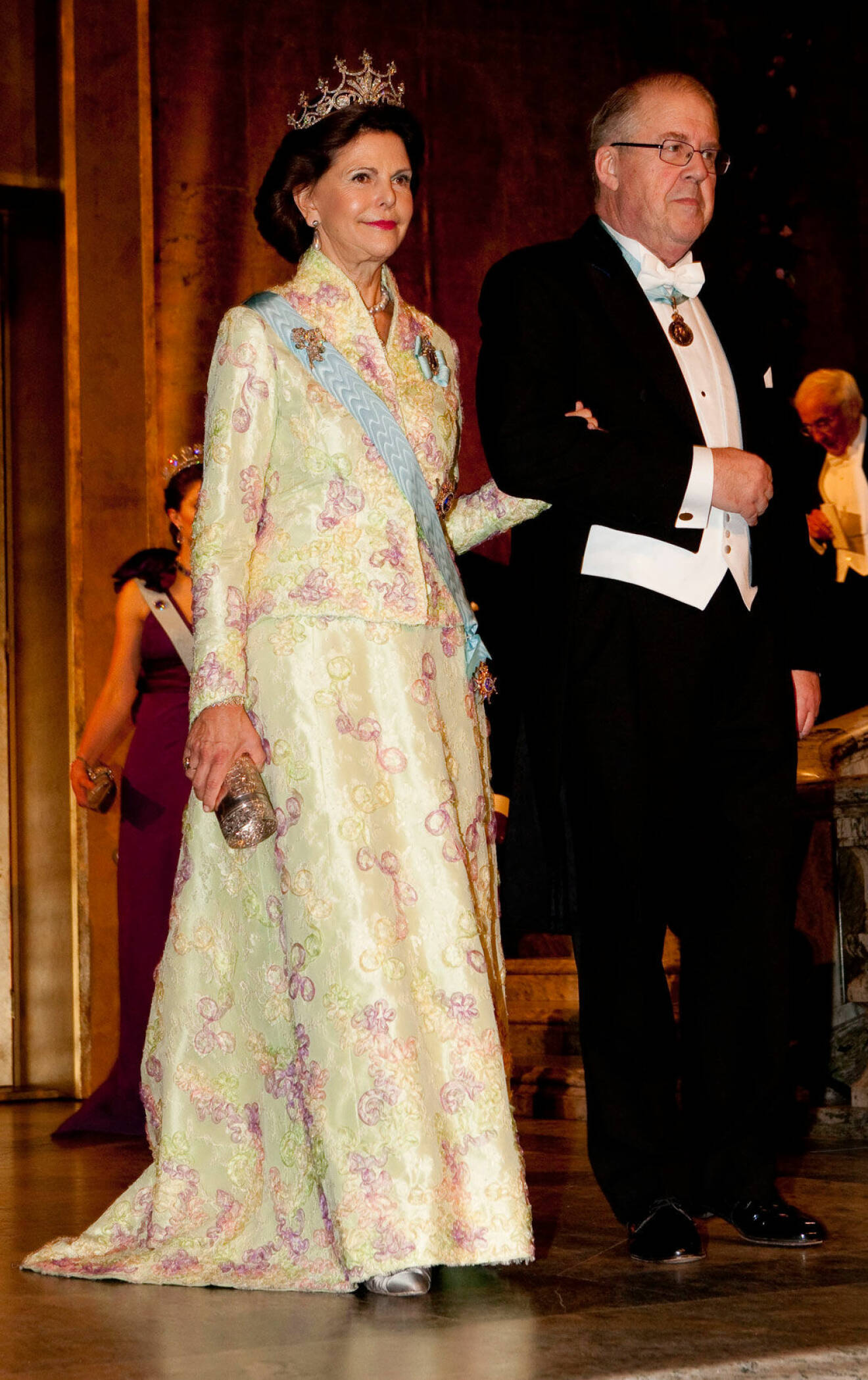 2009 En tvådelad galastass som användes första gången vid det danska kronprinsbröllopet 2004