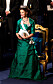 2010 bar drottning Silvia en aftonklänning i smaragdgrön sidensatäng