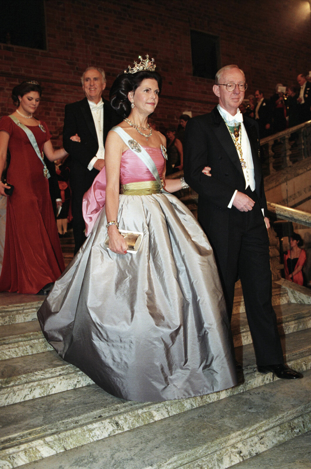 Drottningen på Nobel 1995.