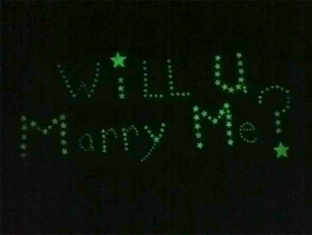 Via: <a href="http://boards.weddingbee.com/topic/lets-have-some-fun-how-did-he-propose/" target="_blank" rel="noopener">weddingbee</a> "Will You Marry Me?"