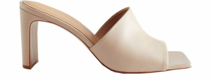 beige sandaletter