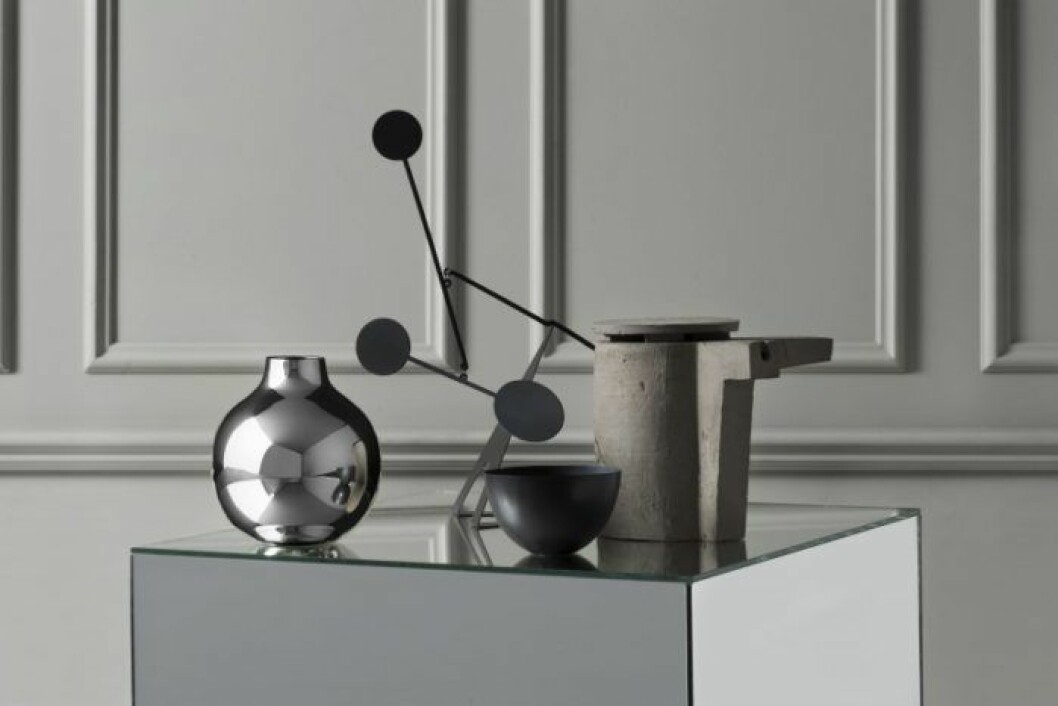 Foto: <a href="https://skultuna.com/se/product/449-boule-vase-extra-small-silver.html" target="_blank" rel="noopener">Skultuna</a>