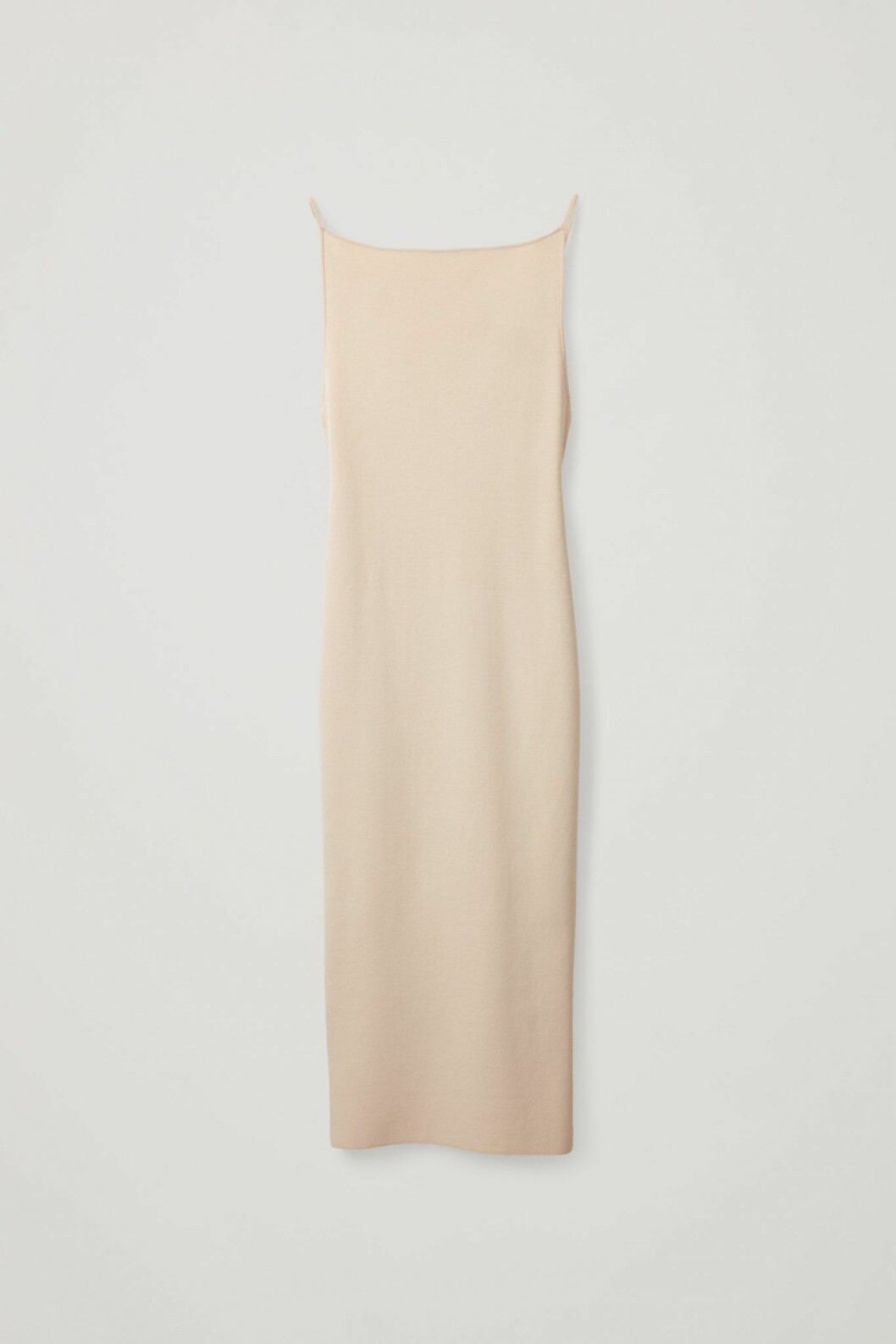 beige slipklänning från Cos.