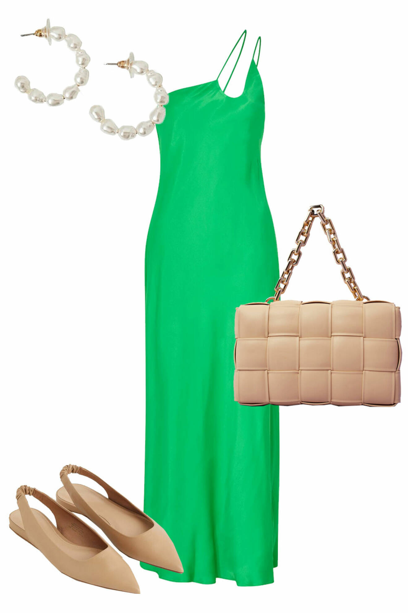 snygg outfit bröllop: grön one shoulder-klänning, vadderad beige väska, beige slingbacks och pärlörhängen