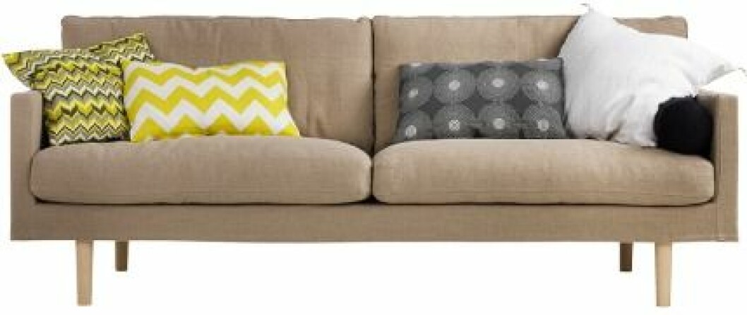 Soffa Rak, pris från 18 900 kr, Norrgavel. soffa-beige