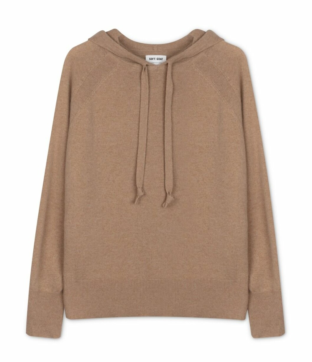 Beige huvtröja i kashmir från Soft goat.