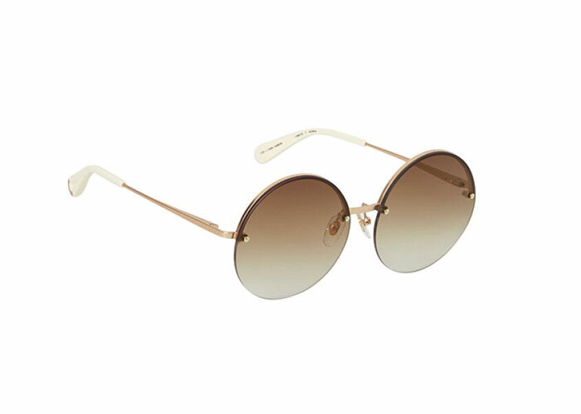 <a target="_blank" rel="nofollow" href="https://www.cos.com/en_sek/women/accessories/product.the-round-half-rim-sunglasses-gold.1156110001.html">Solglasögon</a>, COS x Linda Farrow, 1500 kr. solglasögon