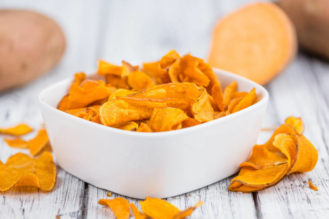 Sötpotatischips i micron. Recept chips på sötpotatis