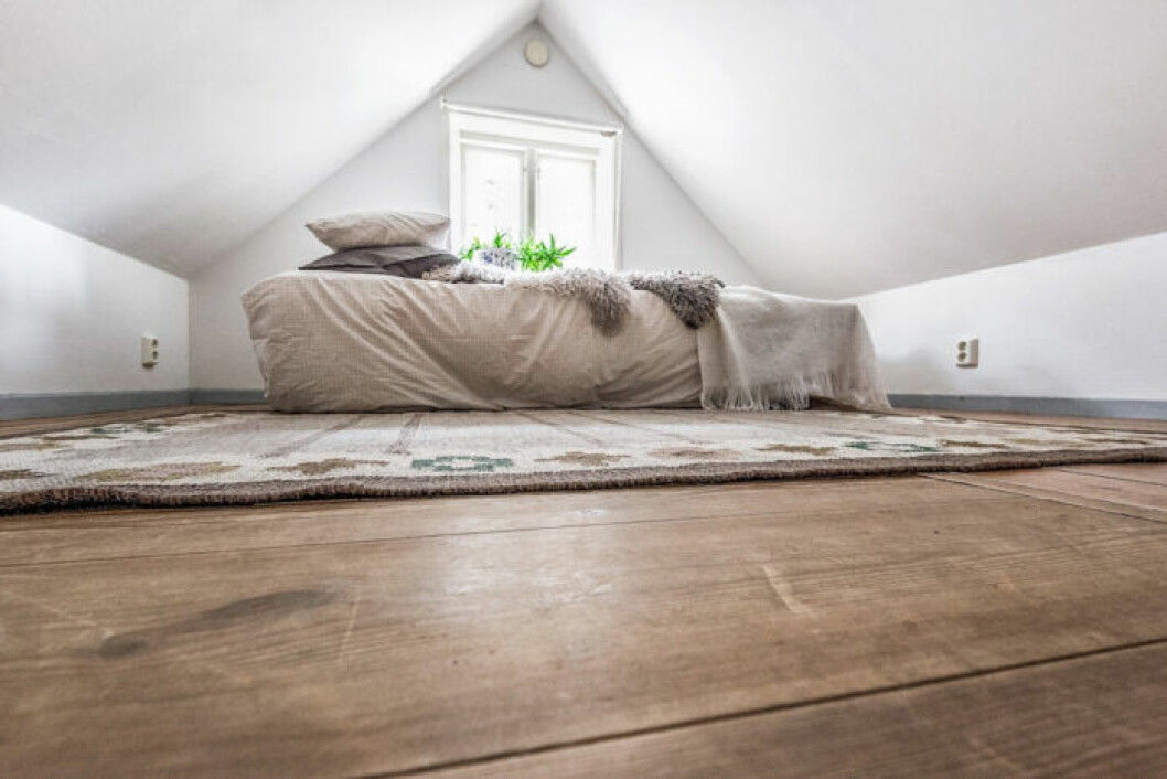 Huset rymmer flera sovplatser. Sovloft