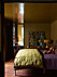 sovrum_bedroom_green_purple_Foto_Gaelle_Le_Boulicaut