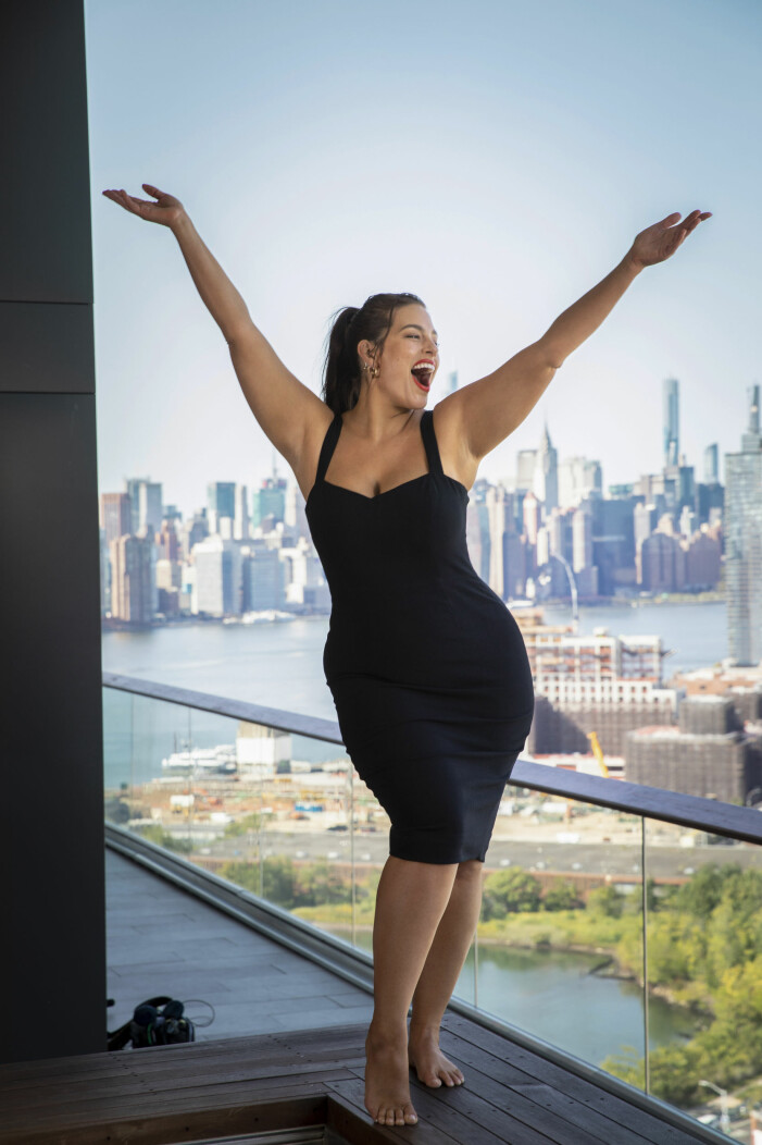 Ashley Graham för St. Tropez. Ashley Graham för St. Tropez.