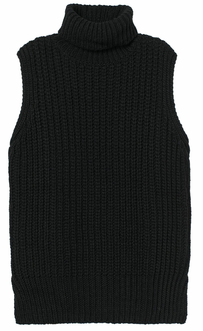 Stickad svart väst med polokrage från H&M