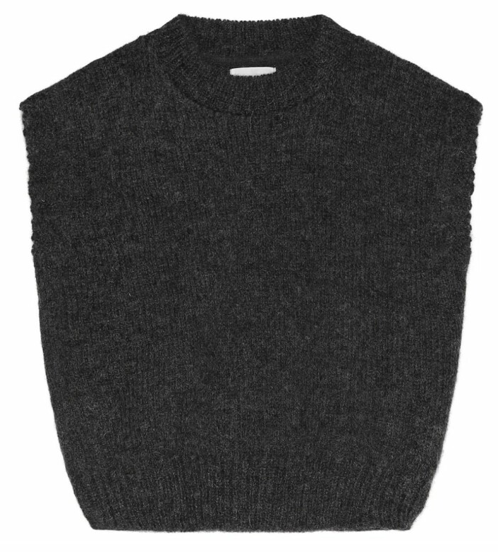 Stickad väst från Skall studio i 100% dansk och svensk ull.