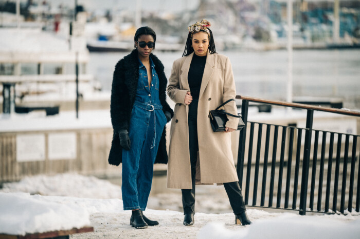streetstyle stockholm fashion week 2021 jeansdress
