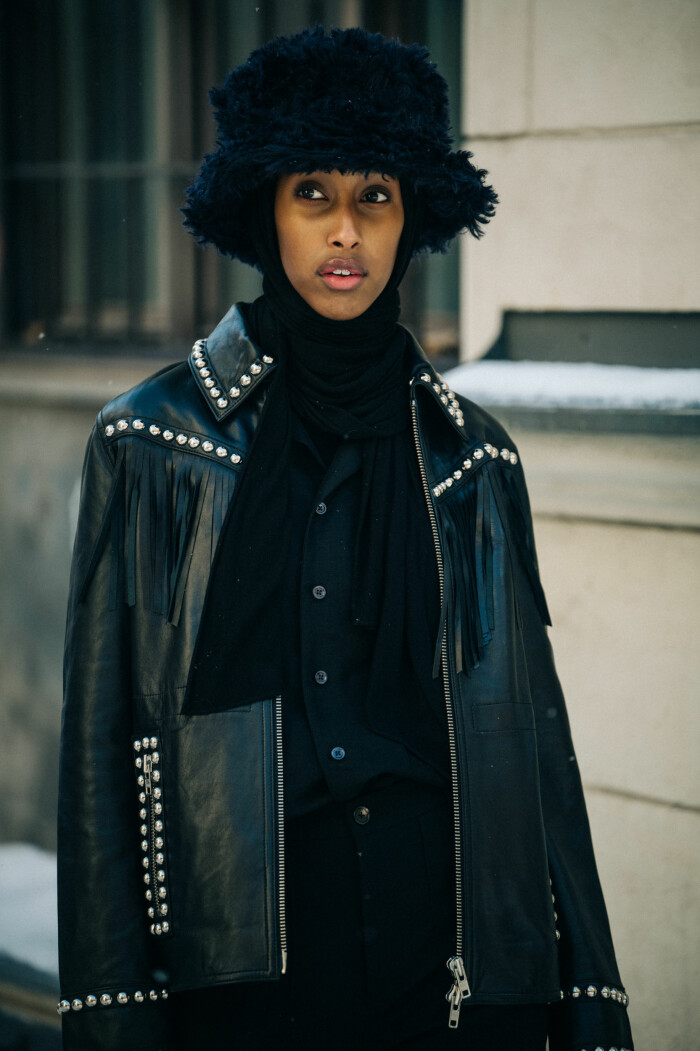 streetstyle stockholm fashion week 2021 mössa