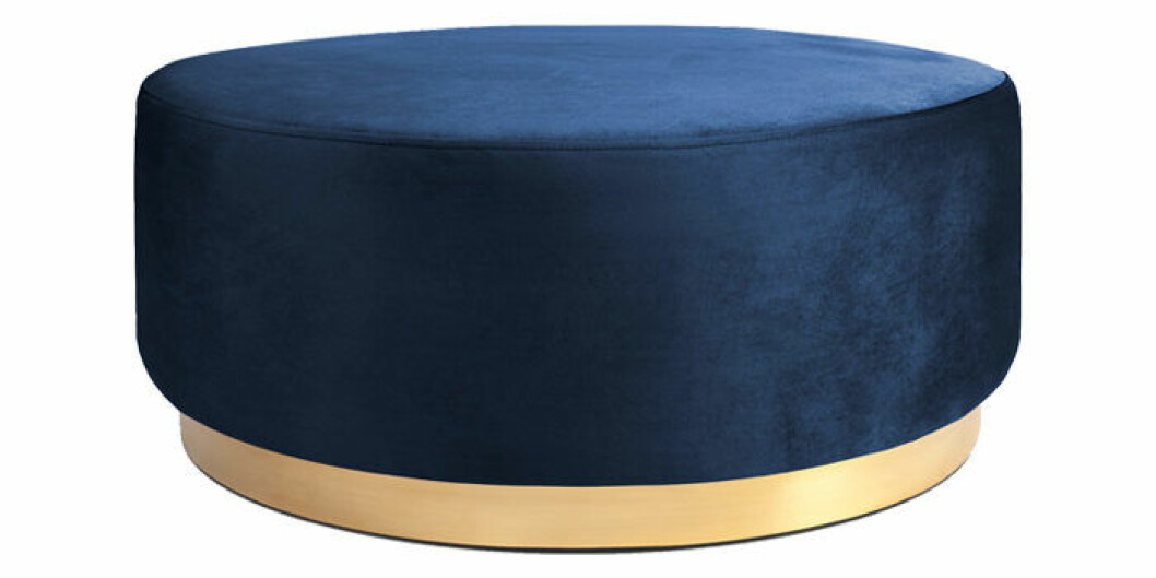 Stor sittpuff i sammet med mässing