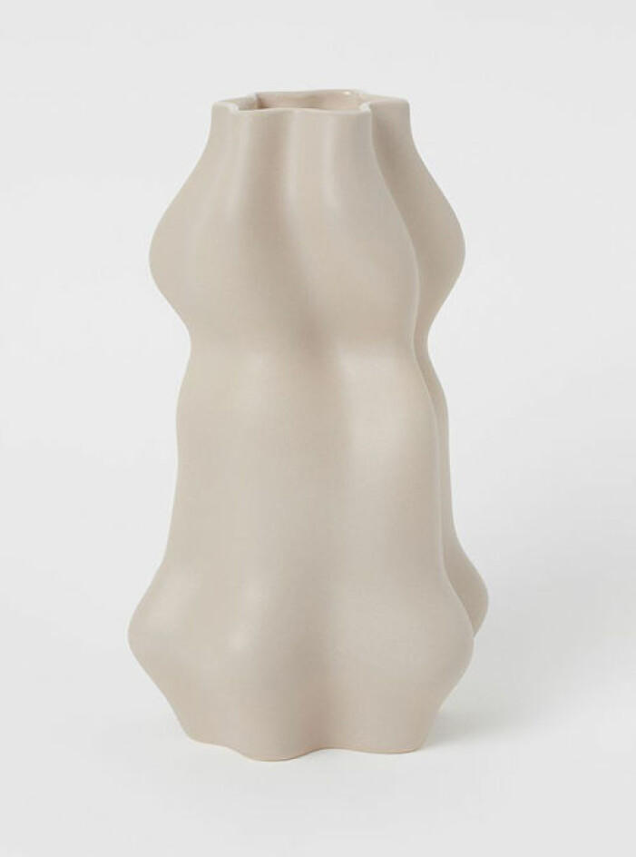 Stor vas i keramik från H&M Home