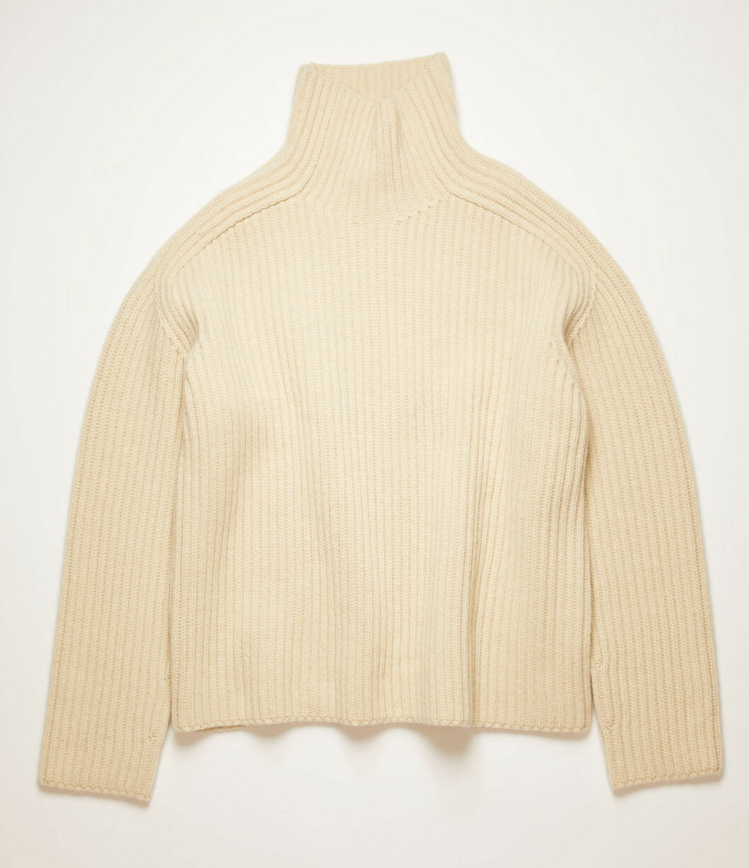 Storstickad tröja från Acne studios.