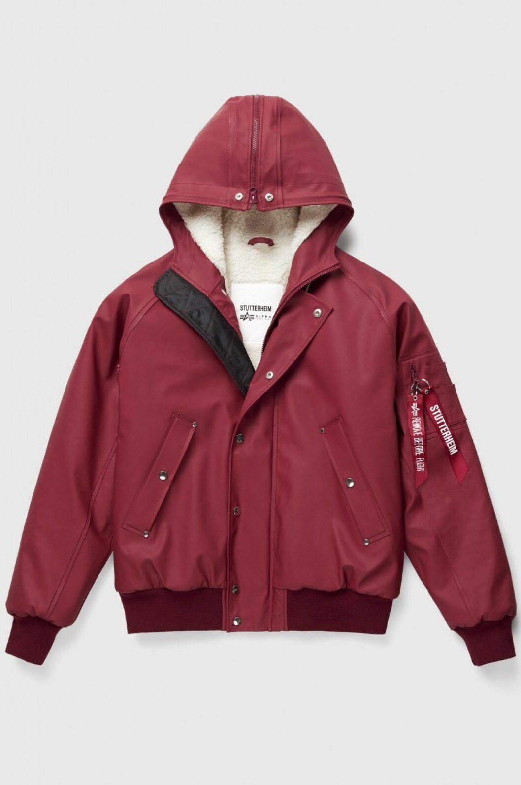Stutterheim x Alpha Industries, rödbrun regnkappa