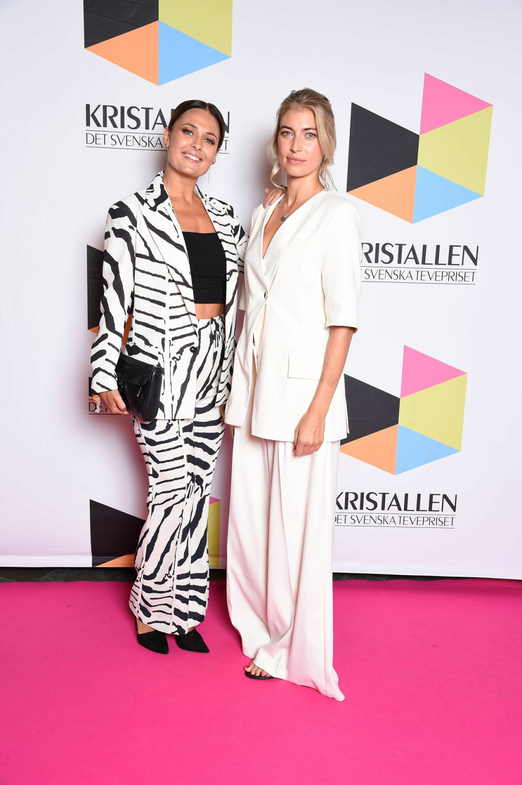 Susanne Thorson och Cecilia Forss. Susanne Thorson och Cecilia Forss på röda mattan på Kristallen 2019