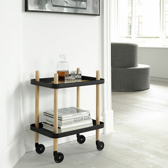 svart drinkvagn