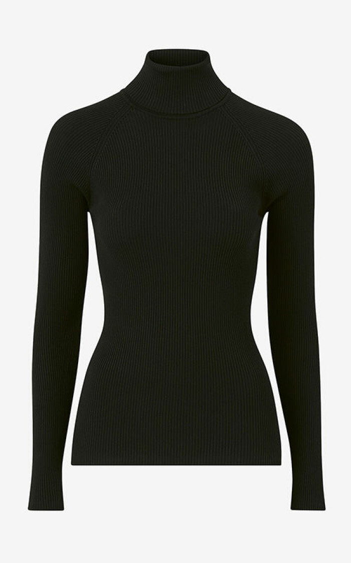svart-polo-gina-tricot