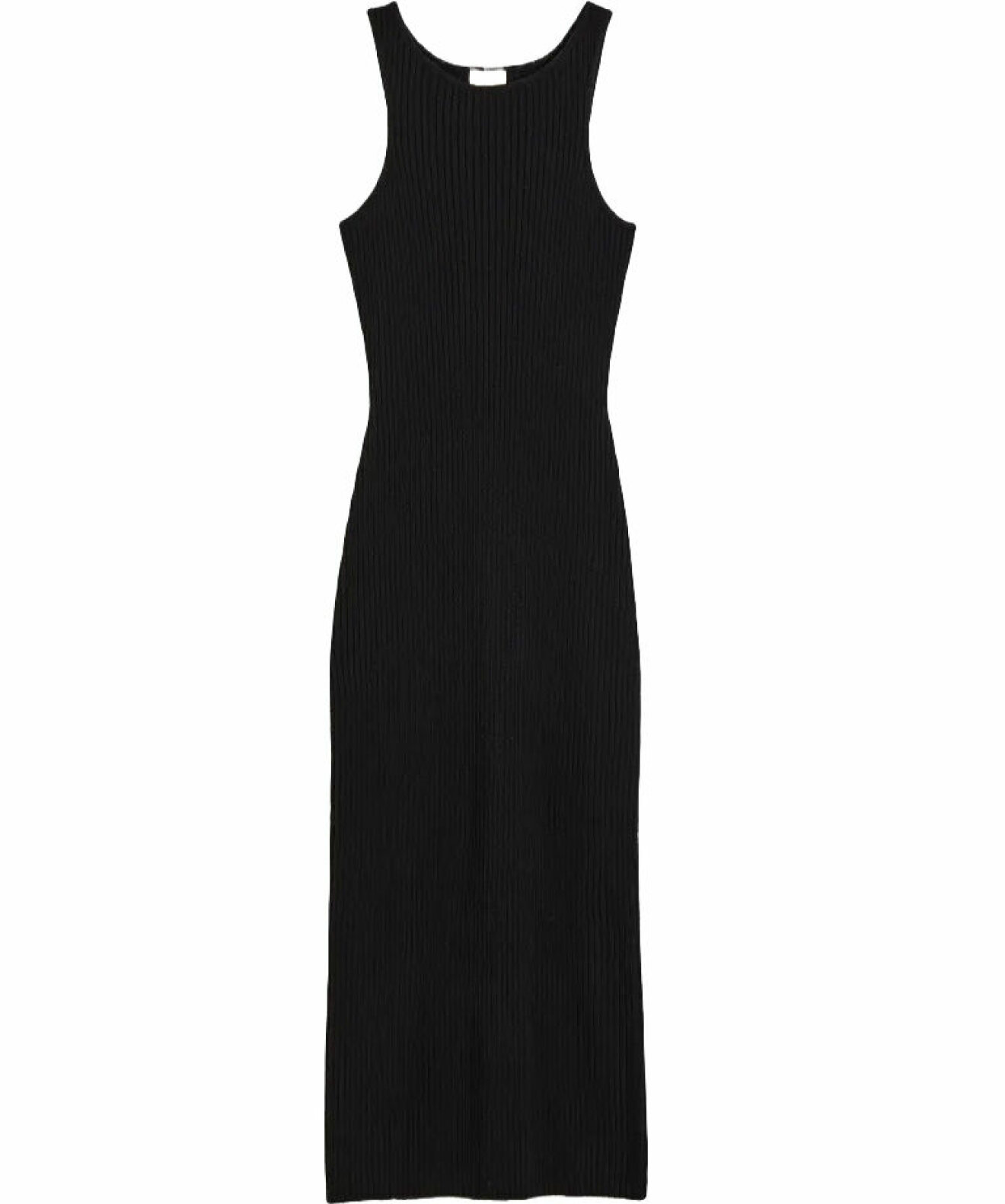 svart ribbstickad klänning från hm