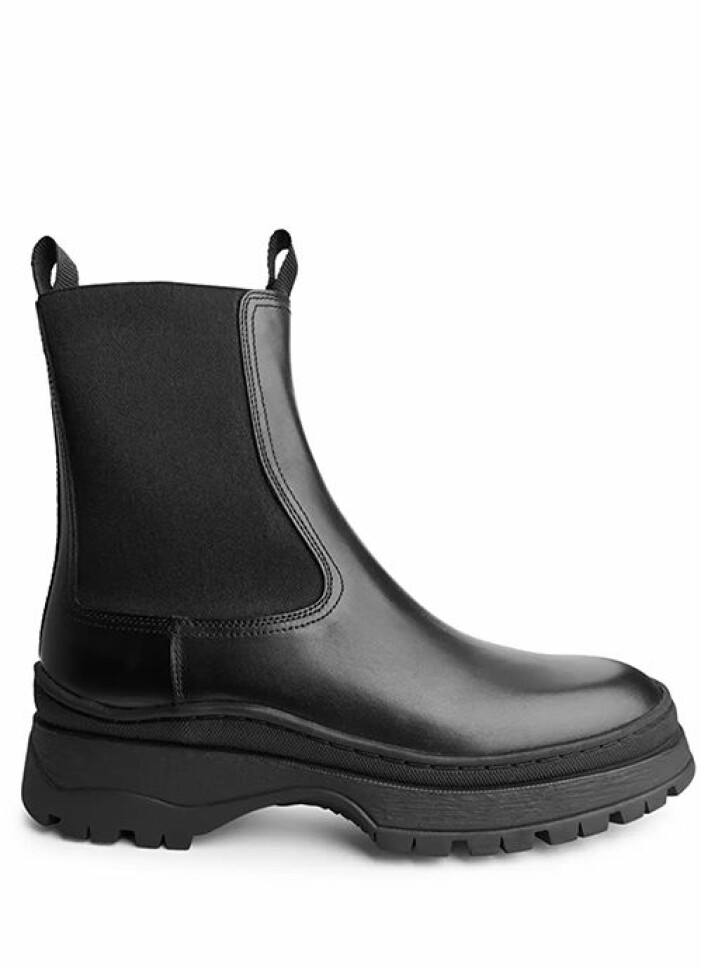 svarta-boots-arket