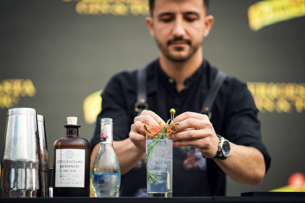 Bartendern Mihail Mihaylov gör Sveriges bästa Gin & Tonic Bartendern Mihail Mihaylov gör Sveriges bästa Gin & Tonic
