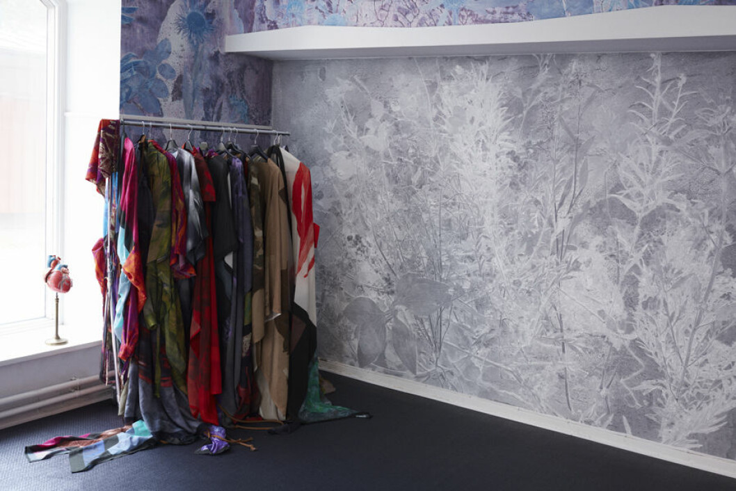 Tapet ur kollektionen Flora Hysterica för Photowall