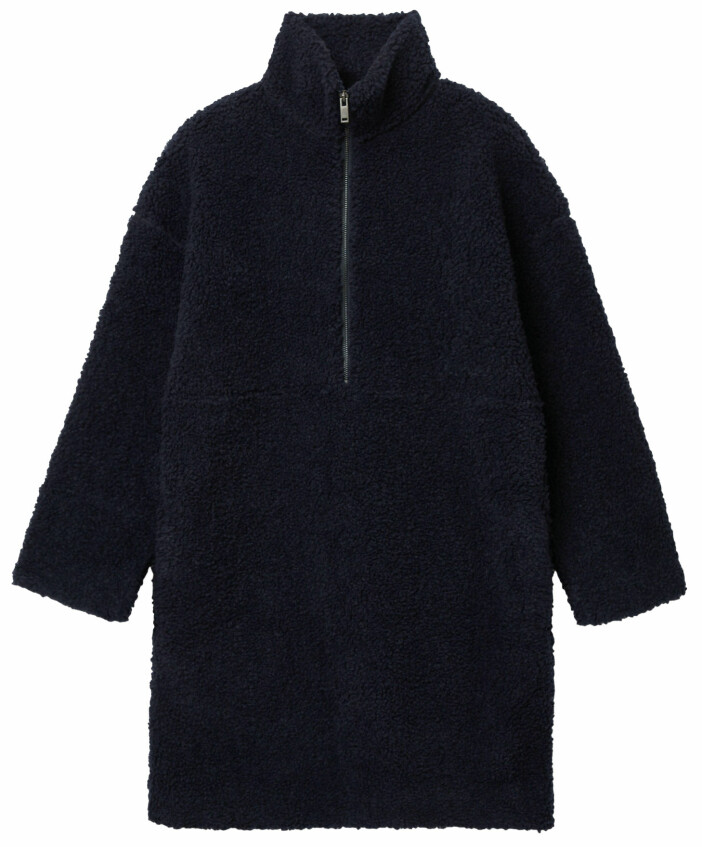 Teddyfleece från Cos i marinblått.