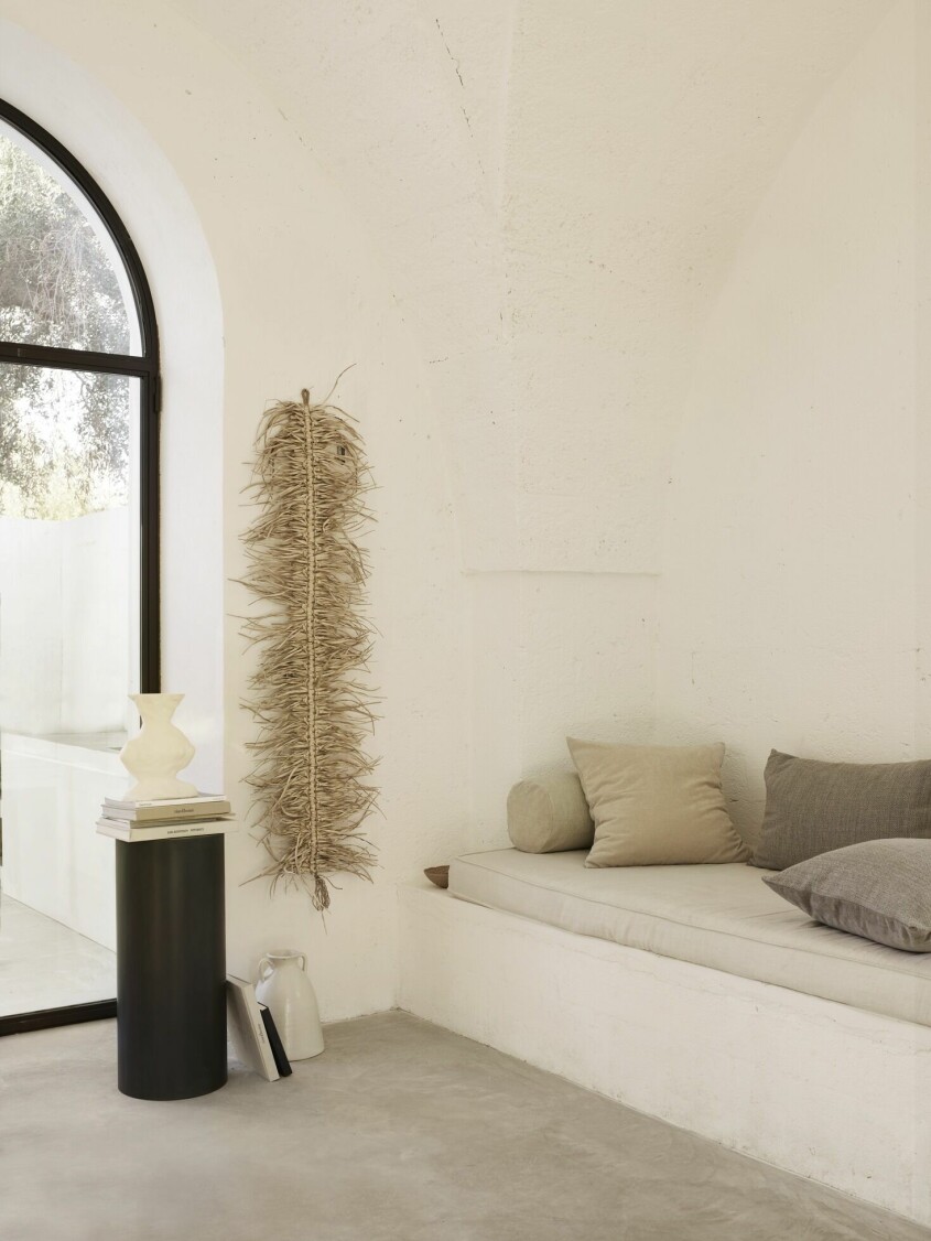 <span class=" bold" data-lab-bold_desktop="bold">Tips!</span> Inspireras av en naturnära styling där väggprydnaden skapar ett stilfullt blickfång. Tine k home väggdekoration