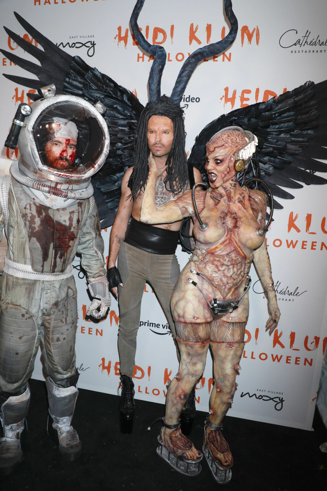Tom Kaulitz, Bill Kaulitz och Heidi Klum. Tom Kaulitz, Bill Kaulitz och Heidi Klum på halloween 2019