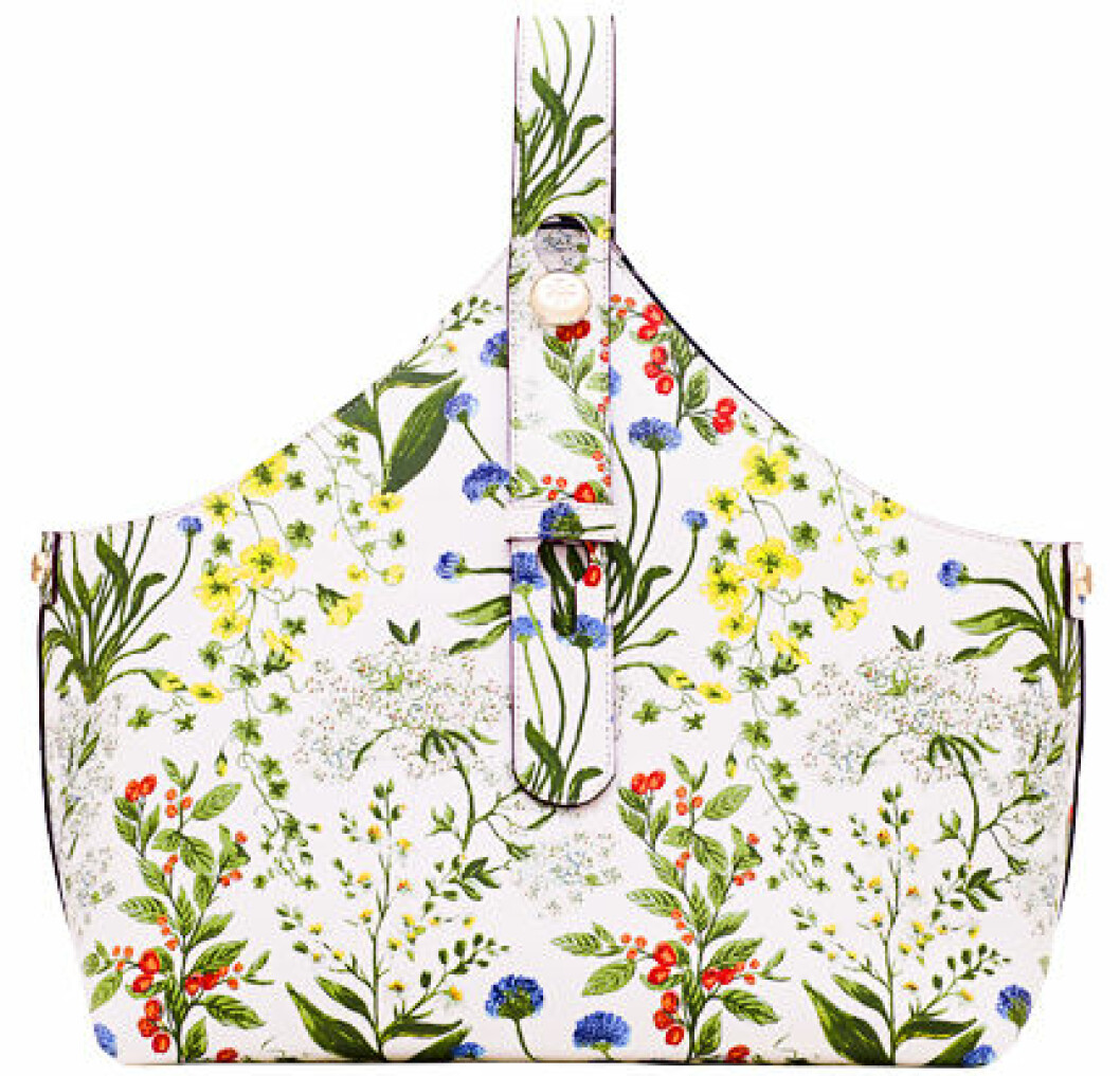 Tory Burch TB_Garden_Tote_in_Watercolor_Botanical-Tory_Navy_Lattice