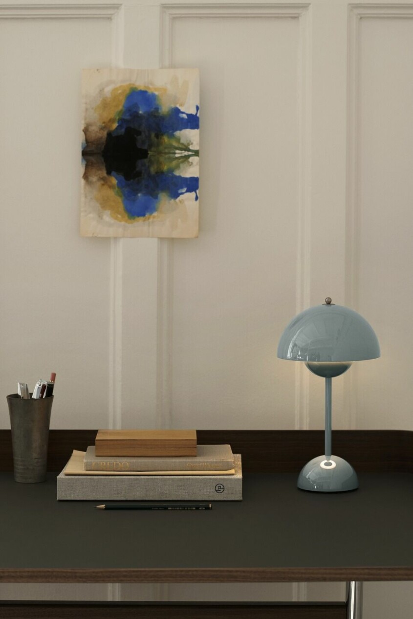 <span class=" bold" data-lab-bold_desktop="bold">Tips!</span> Låt konsten på väggen gå i samma, eller liknande, färgpalett som andra detaljer i rummet. Inred med konst enligt stjärntecken