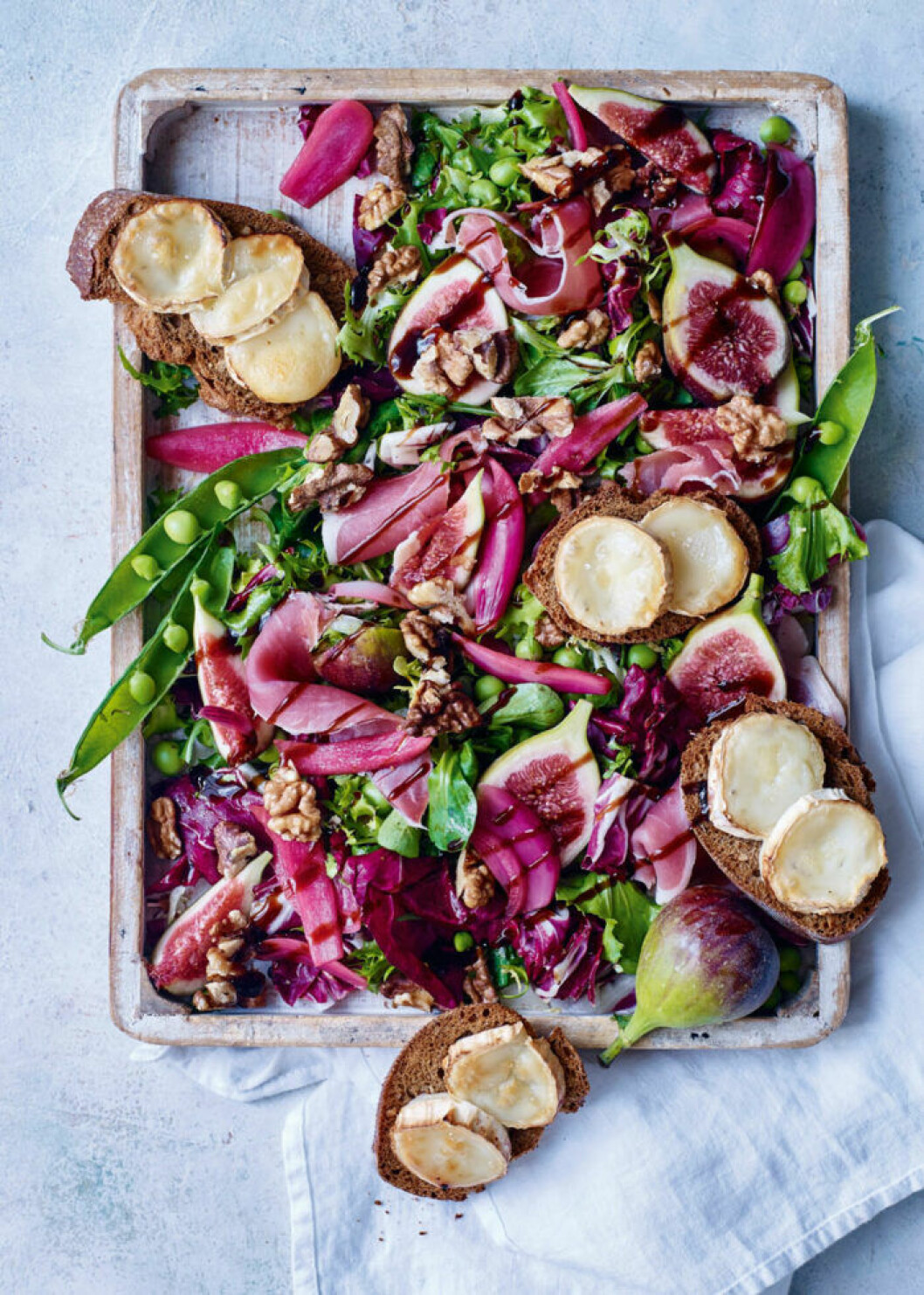 Gastrophysics i form av sallad som äts utan bestick