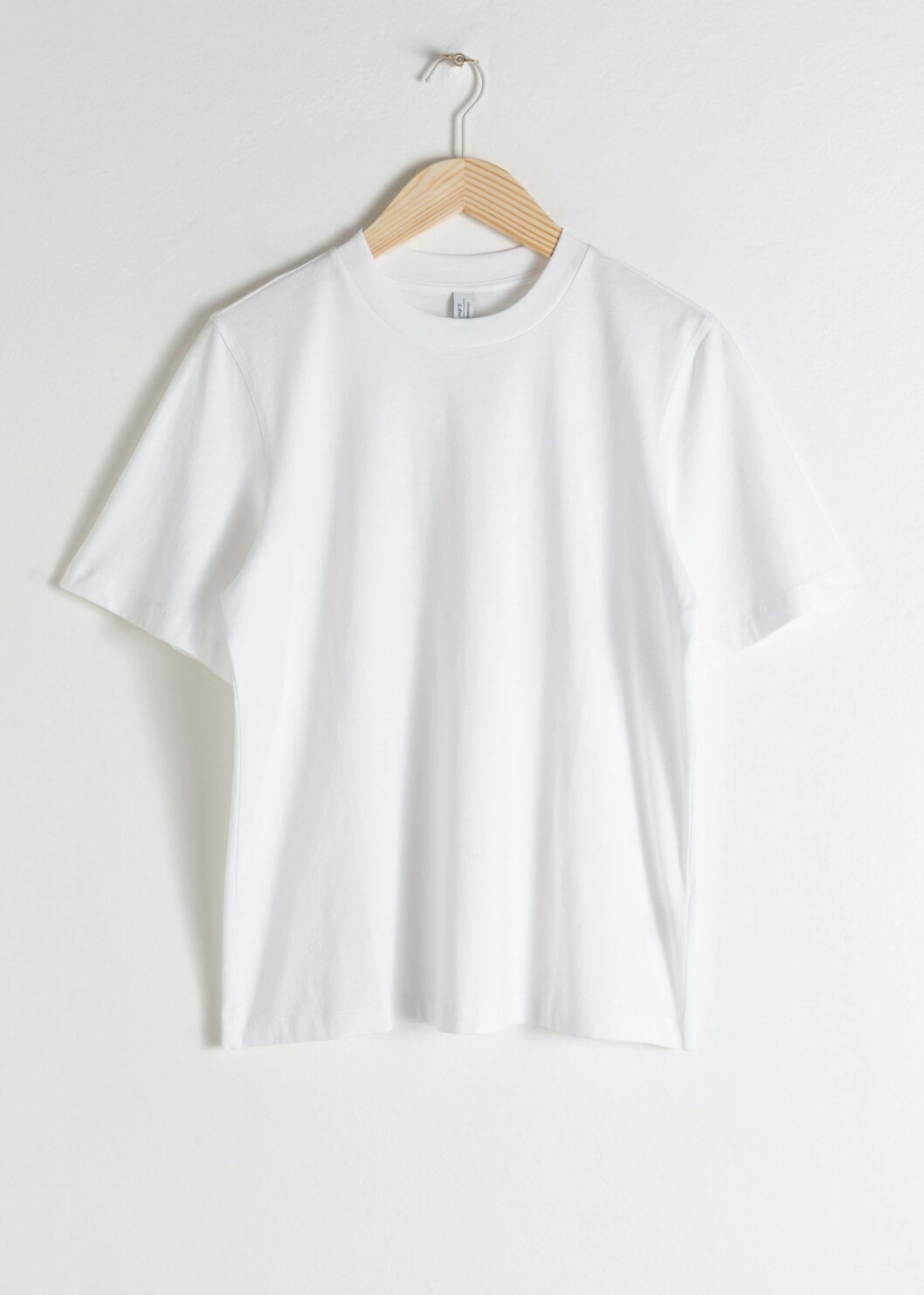 Vit T-shirt från & other stories.