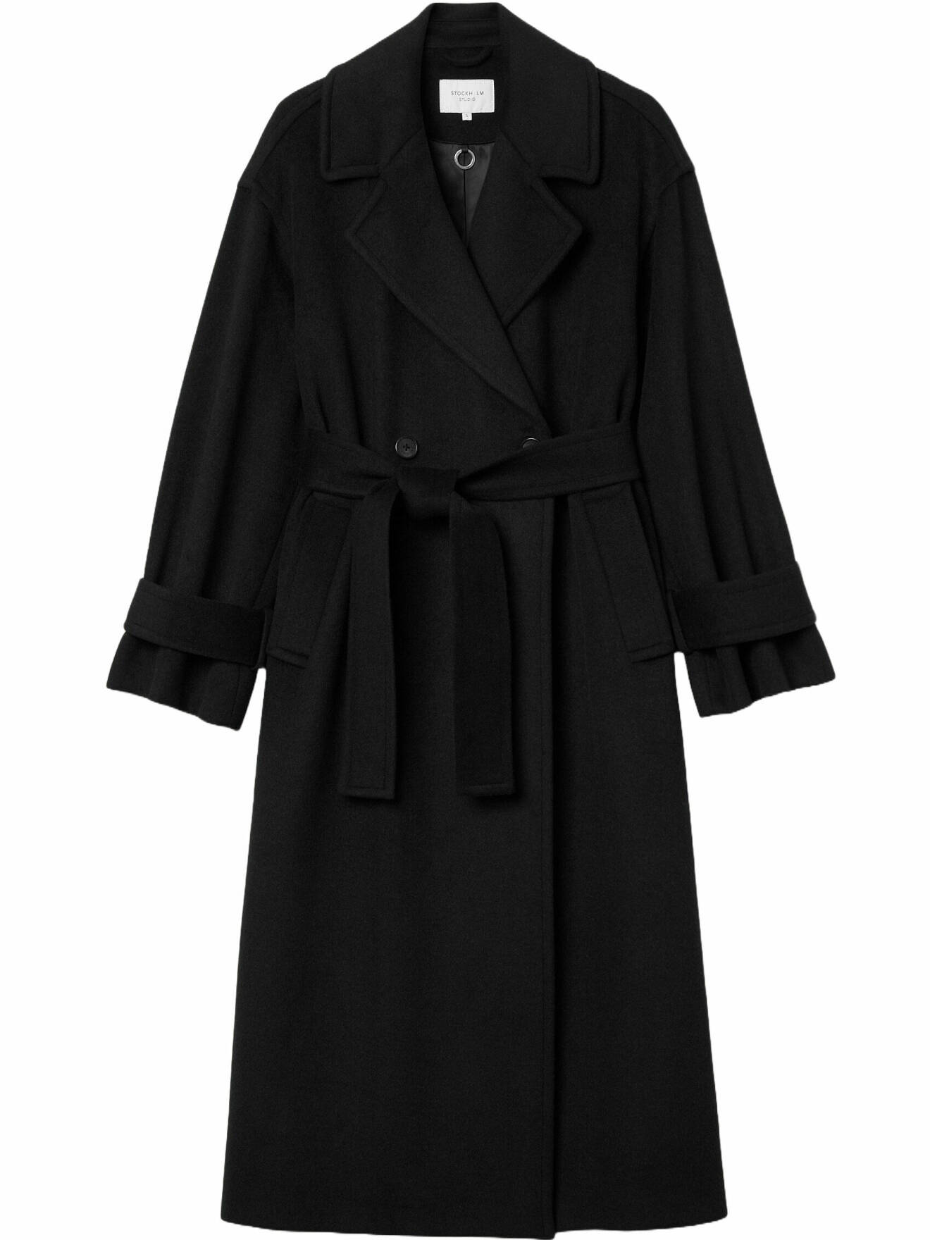 svart kappa i ull från mq